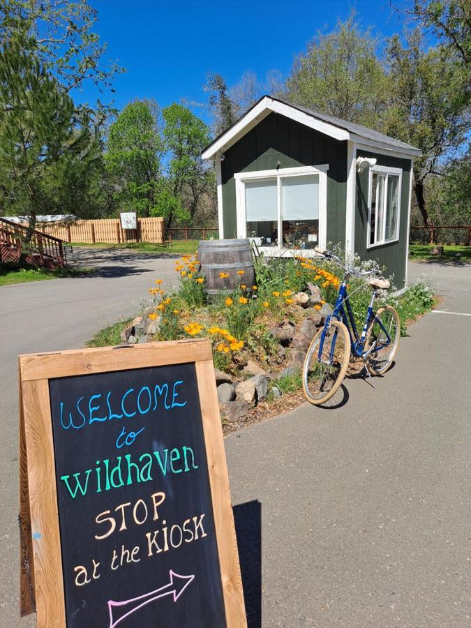 ホテル Wildhaven Sonoma Glamping ヒールズバーグ エクステリア 写真