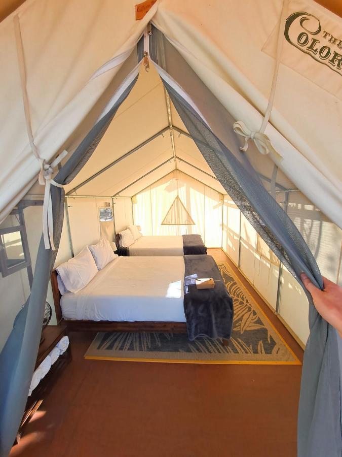 ホテル Wildhaven Sonoma Glamping ヒールズバーグ エクステリア 写真