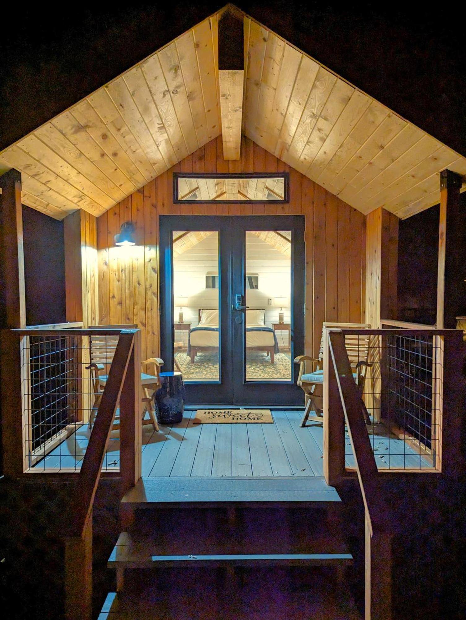 ホテル Wildhaven Sonoma Glamping ヒールズバーグ エクステリア 写真
