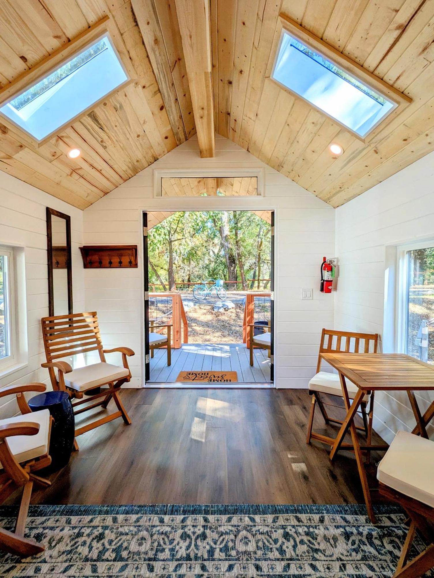 ホテル Wildhaven Sonoma Glamping ヒールズバーグ エクステリア 写真